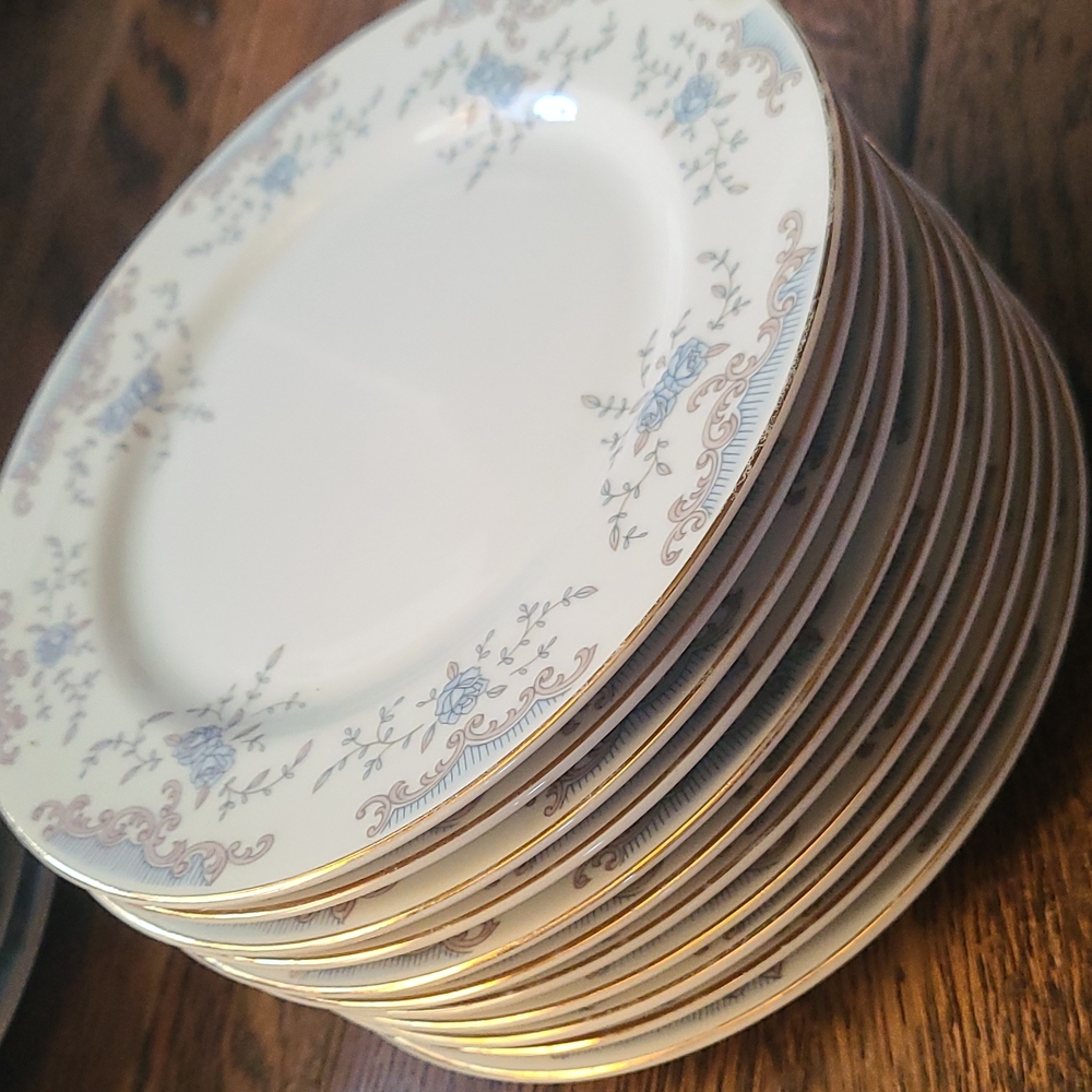 Fine Porcelain Dinner Plate - White with Blue Floral & Gold Trim